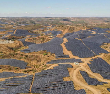 This mountainous photovoltaic project boasts a maximum power generation capacity of 220MW. By utilizing the land resources in a repetitive manner, it not only maximizes energy output but also brings about clean and sustainable energy. The project demonstrates a remarkable synergy between nature and technology, contributing significantly to the reduction of carbon emissions and promoting environmental harmony.